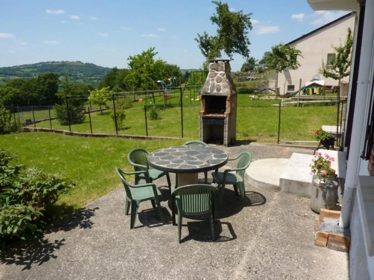 Holiday home Maison Authentique A Drugeac : Confort, Jardin Clos, Animaux Bienvenus, Proche Salers Et Puy Mary - Fr-1-742-503 France